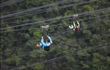 景區(qū)游樂設備——高空滑索安裝注意事項